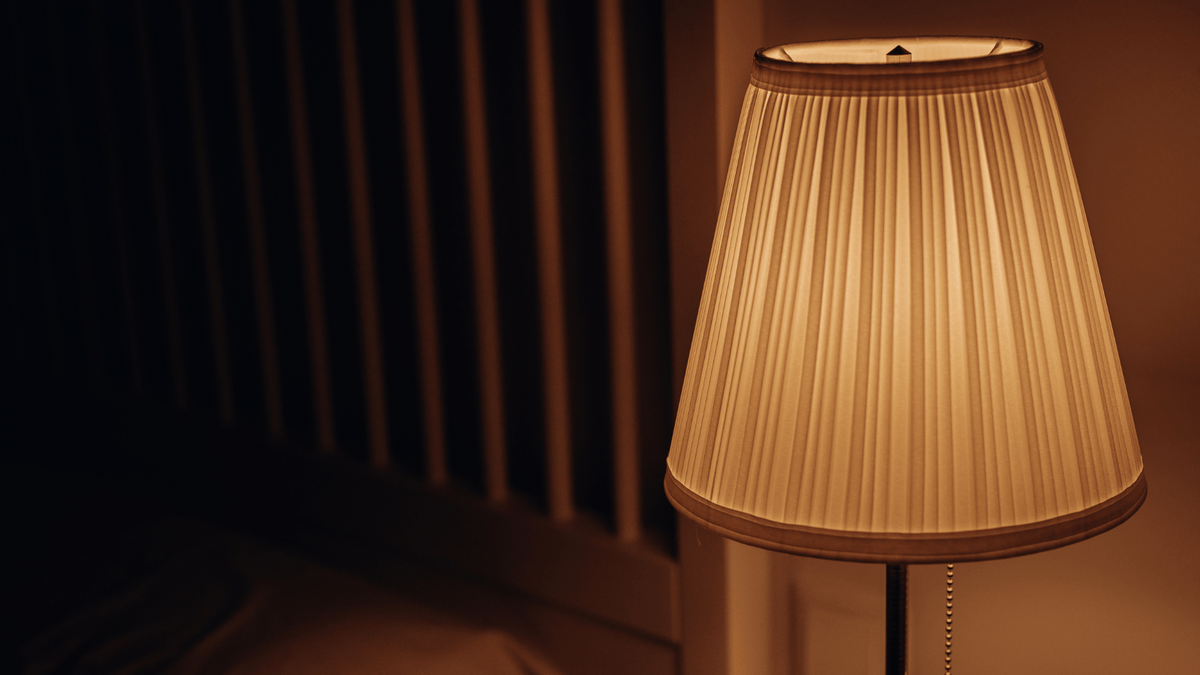 Table lamp