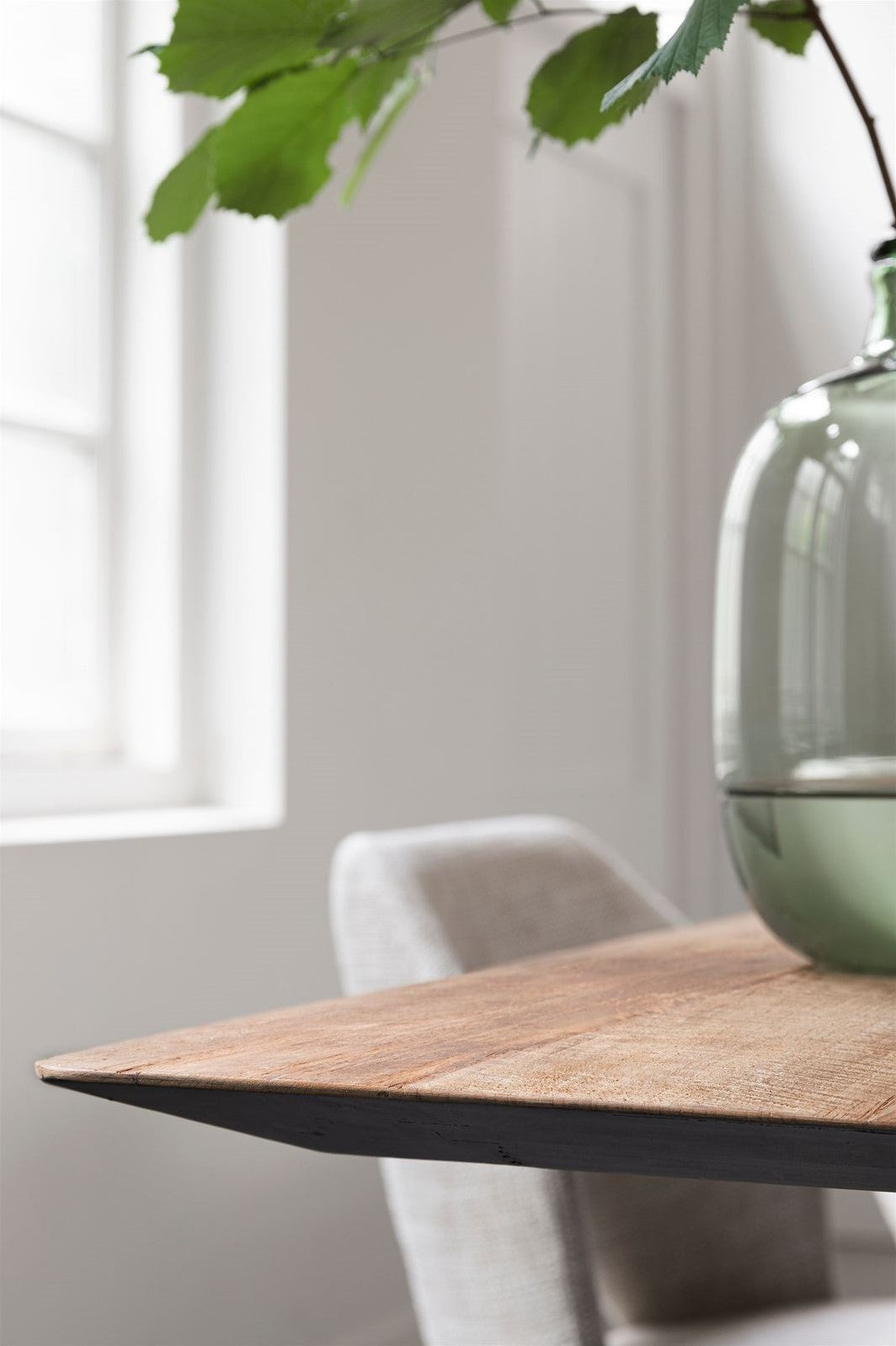 Dining Table Metropole