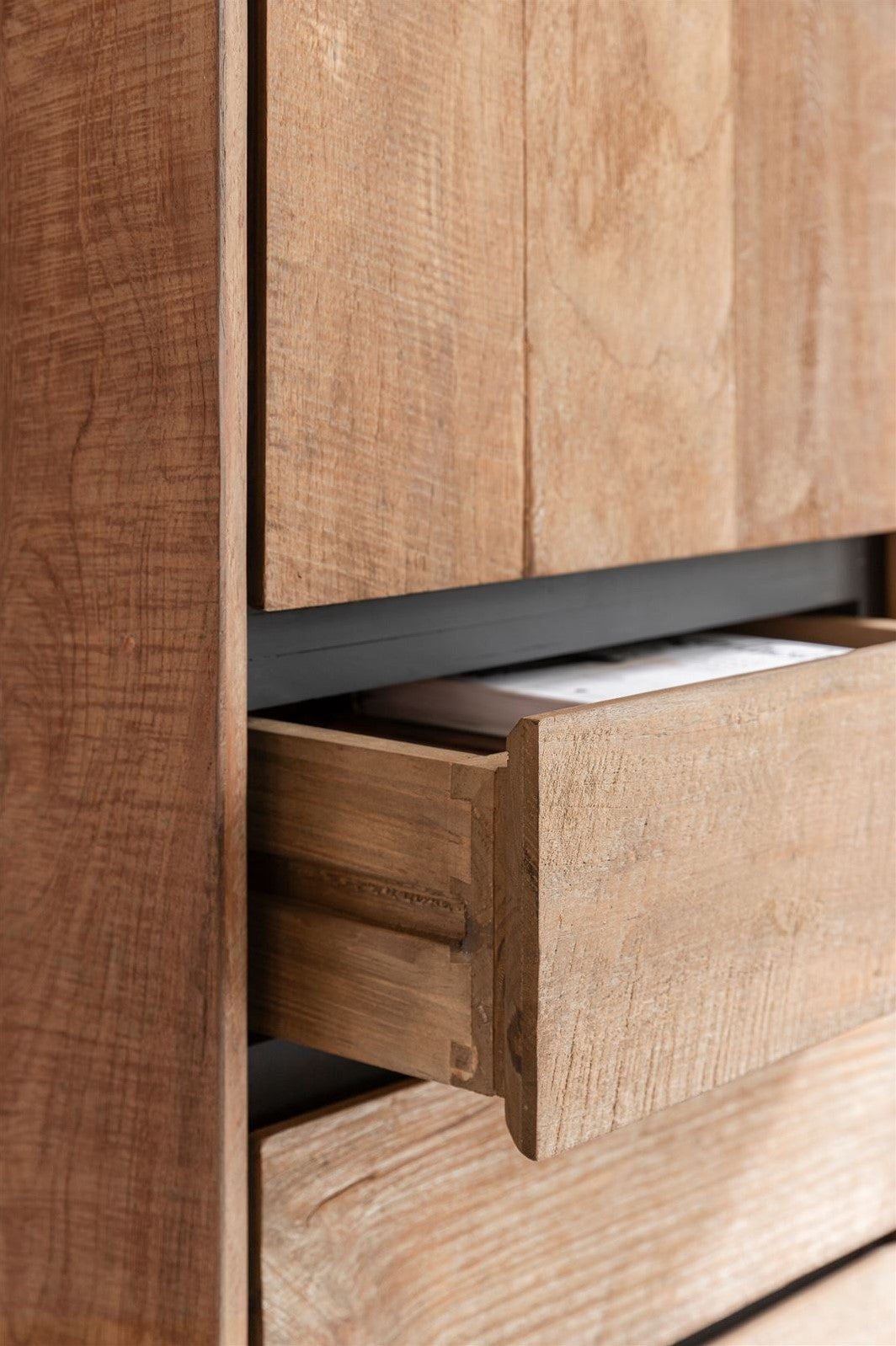 Cupboard Metropole