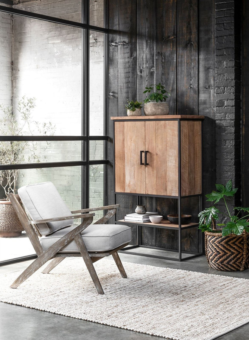 Cabinet Beam